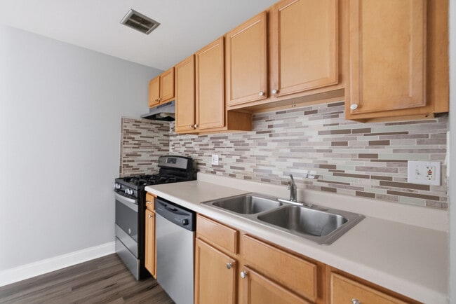 Foto del edificio - 864 Winesap Ct