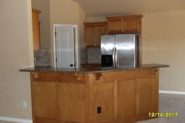 Building Photo - 2160 SW 43rd St
