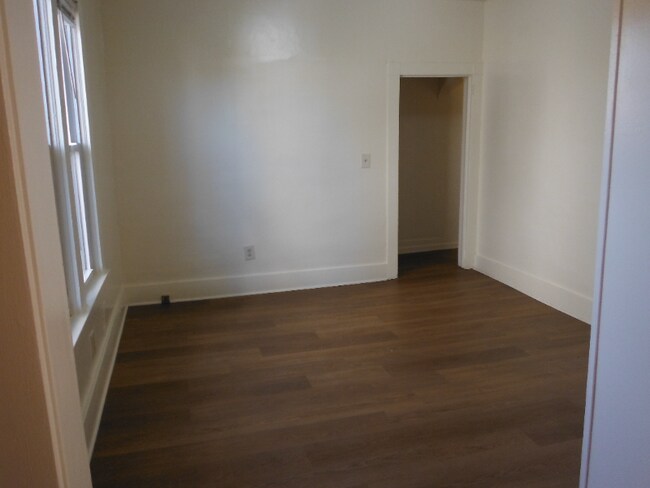 Foto del edificio - 1418 Woodland Ave NW