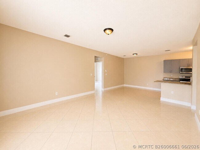 Building Photo - 3549 Forest Hill Blvd