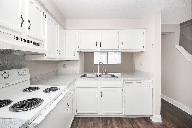 Foto del edificio - 7320 Pebblestone Dr