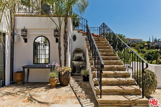 Foto del edificio - 2420 Chislehurst Dr