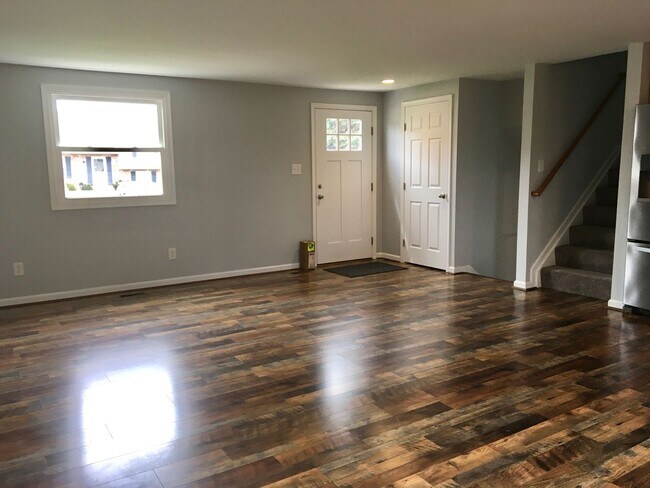 Building Photo - Charming 3Bed/2Bath Home in Abingdon