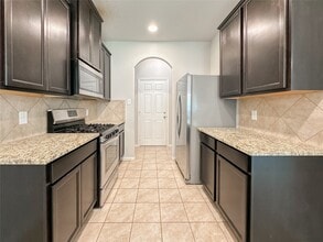 Building Photo - 105 Camelot Pl Ct