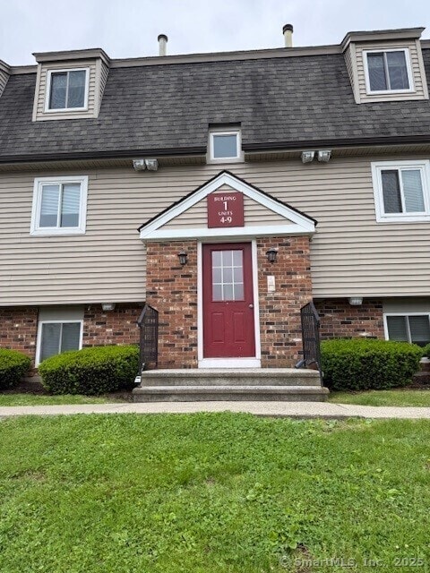 Primary Photo - 6 Evergreene Rd