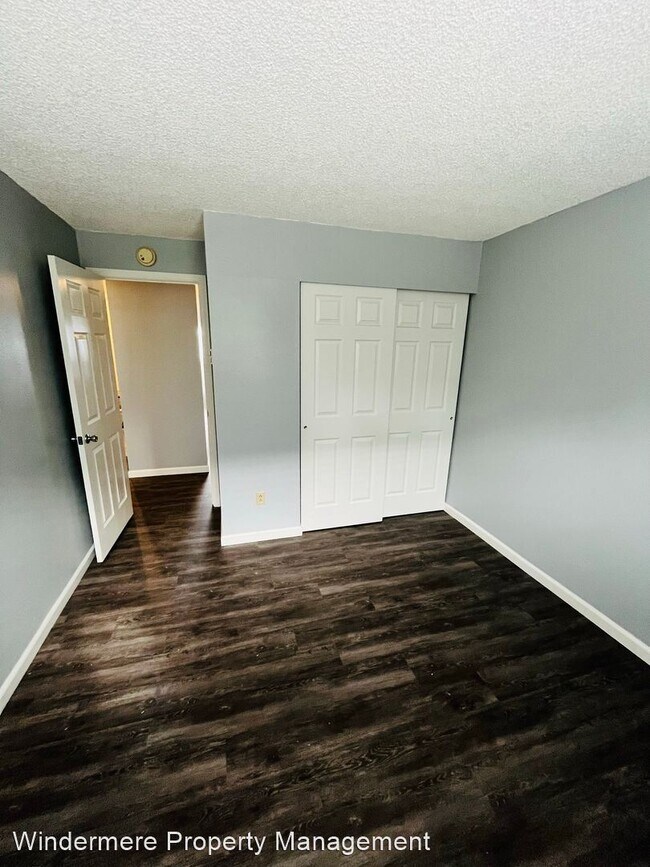 Foto del edificio - 2 br, 1 bath House - 103 Rockwell Ave., Un...