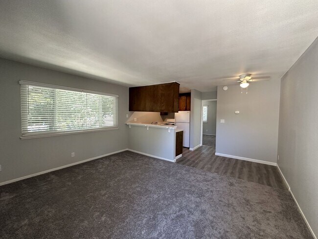 Foto del interior - 330 W Acacia Street