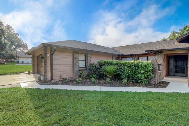 Foto del edificio - 9419 Woodbreeze Blvd