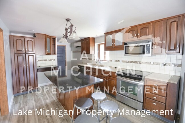 Building Photo - 4285 30th Street