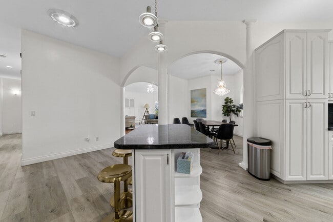 Building Photo - 5913 Normar Pl