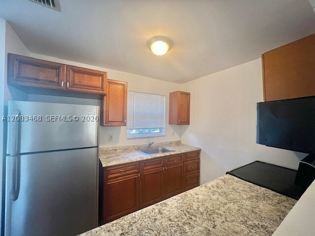 Foto del edificio - 2746 Johnson St