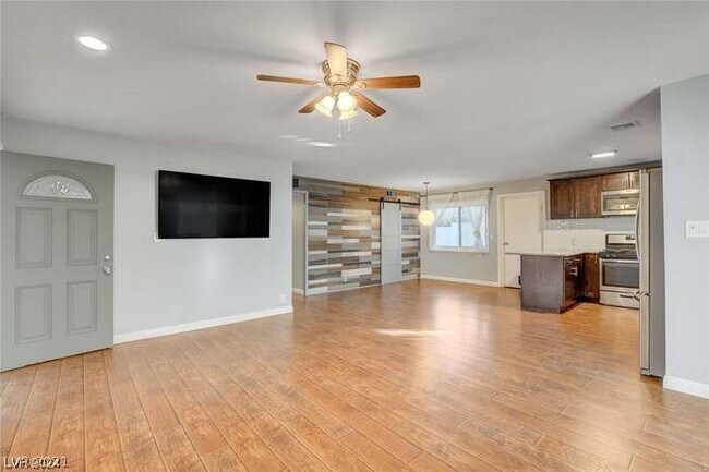 Foto del edificio - 4044 Pepe Cir