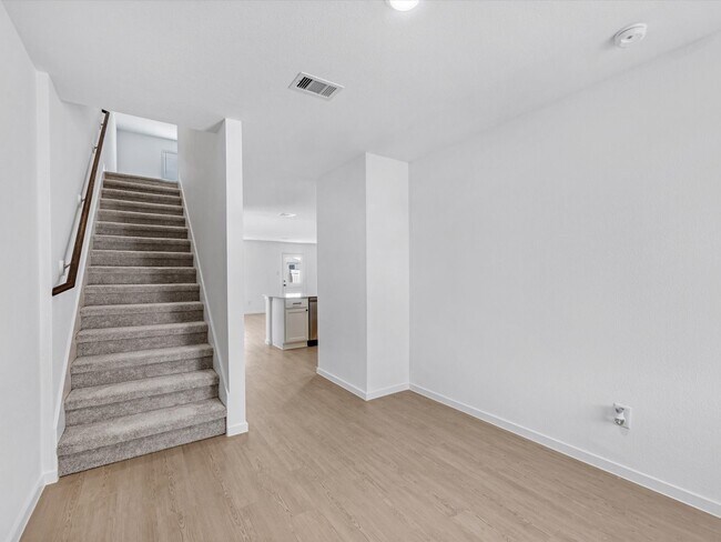 Foto del edificio - 25433 Carnation Ct