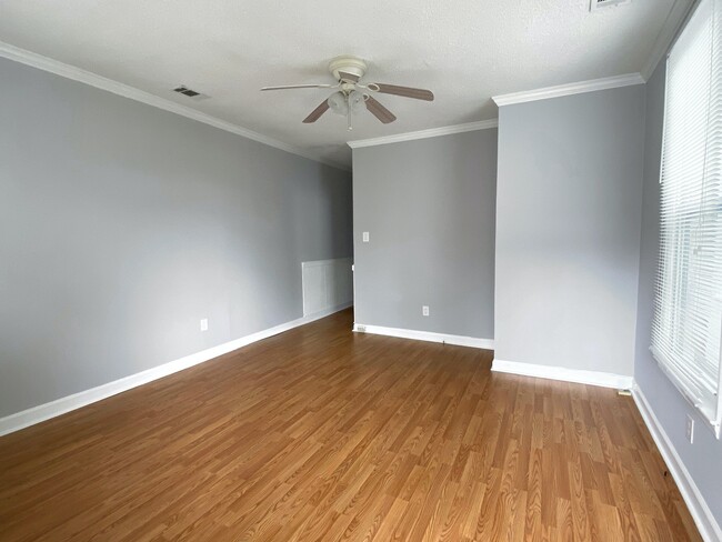 Foto del edificio - 520 East Anderson Street, Unit 520 E Anderson