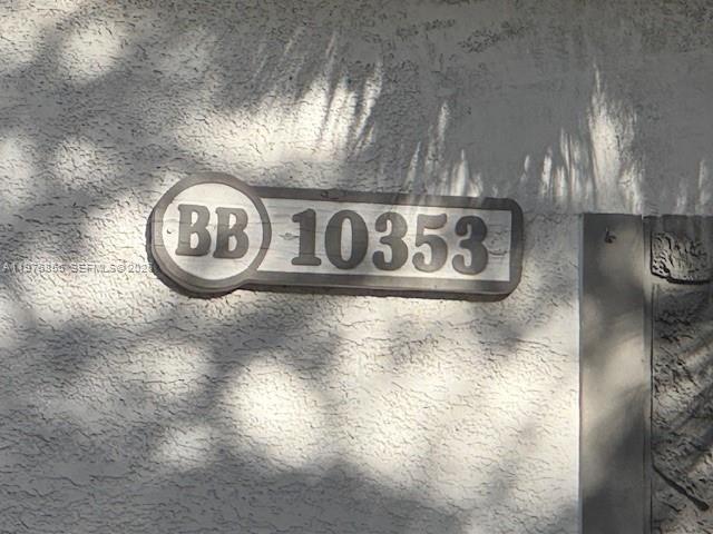 Foto del edificio - 10353 N Kendall Dr