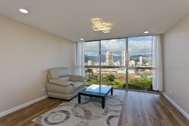 Foto del edificio - Walking Distance to the Beach & Furnished... Aloha Lani #1606 - 1 BD 1 BA 1 PRK