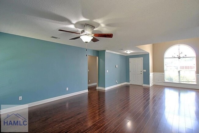 Building Photo - 720 Highgrove Ct