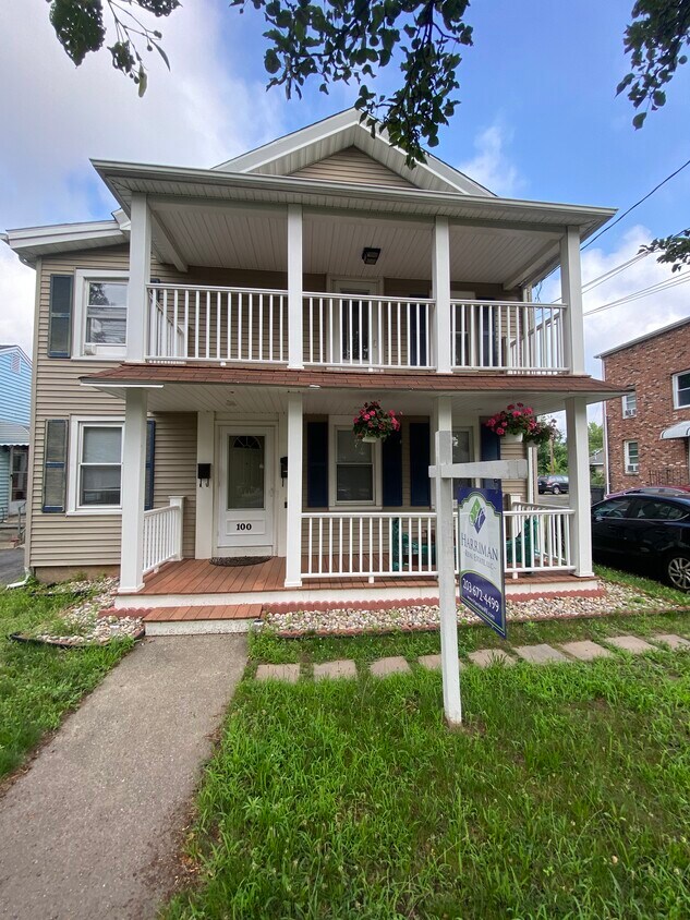 100 N Cherry St Unit 2, Wallingford, CT 06492 Apartments in