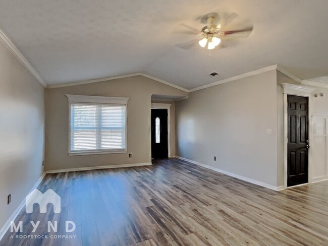 Foto del edificio - 5801 Meadowview Rd