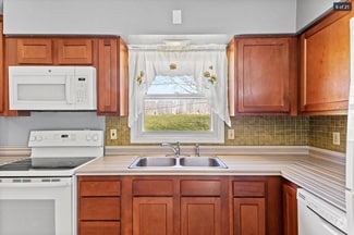 Building Photo - 113 Northbay Dr