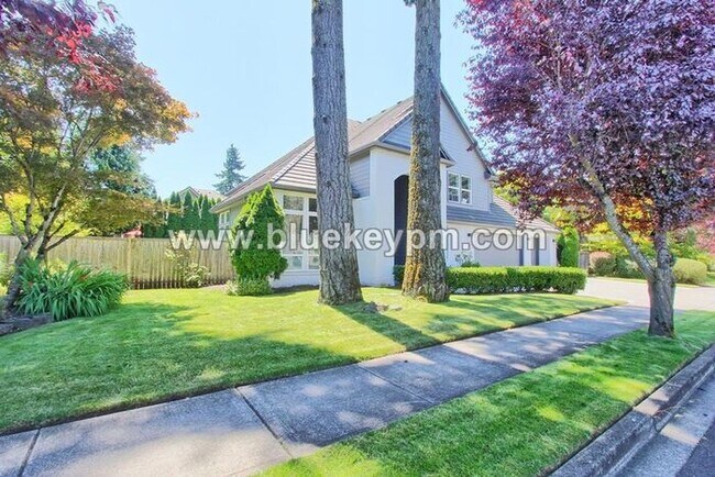 Foto del edificio - 3 Bed, 2.5 Baths Luxury Home Located Near ...