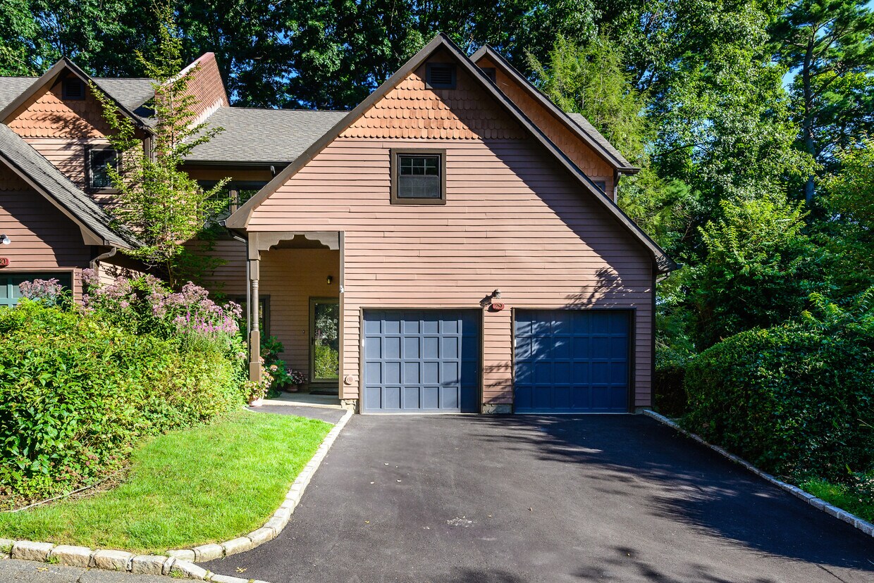 Primary Photo - 29 Derby Ct
