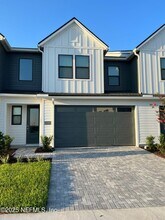 Building Photo - 11380 Newtonian Blvd
