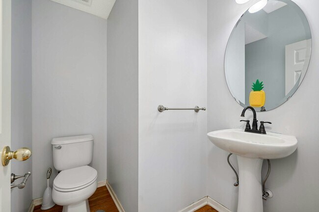 Foto del edificio - 15729A  Porchlight Lane