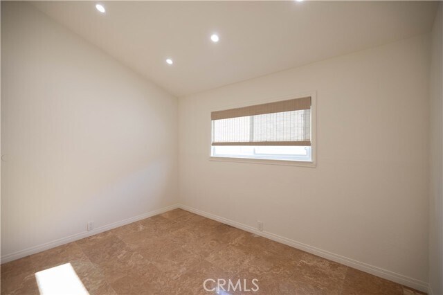 Foto del edificio - 3012 W Oceanfront