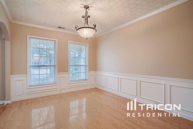 Building Photo - 342 Park Creek Ridge