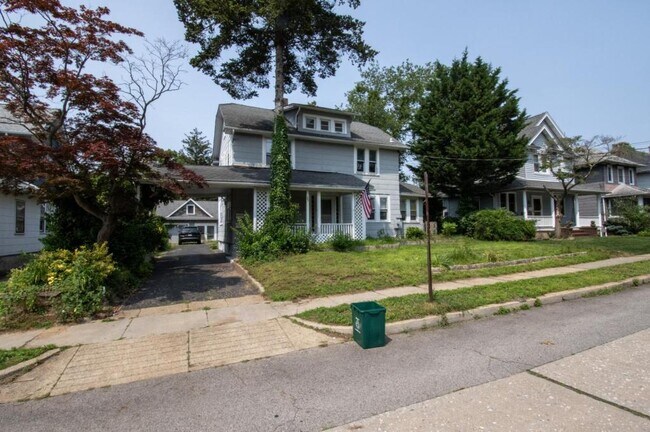 Foto del edificio - 25 Hillside Ave