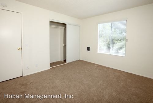 Foto del edificio - 135 Roanoke Rd