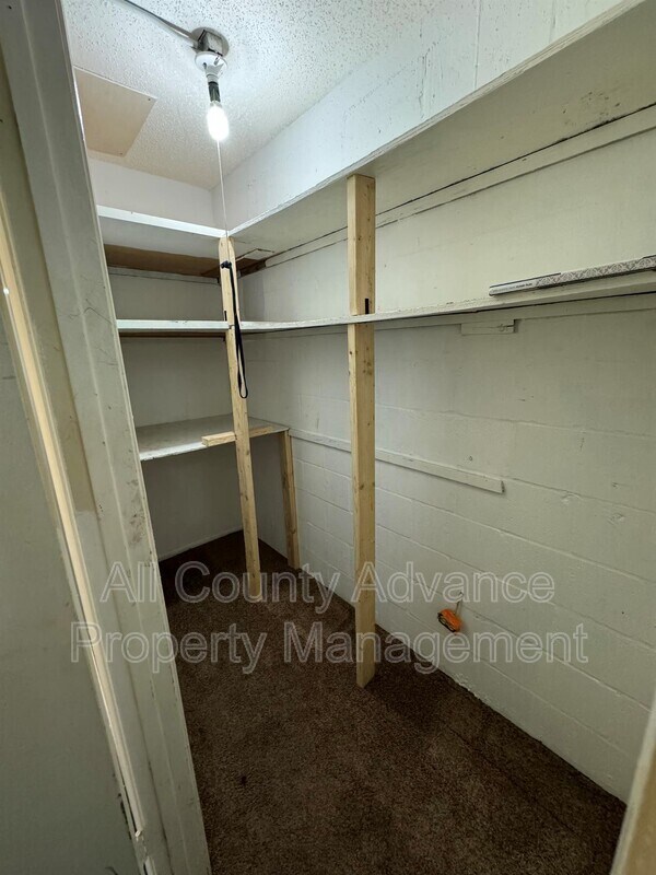 Foto del edificio - 1713 Belleair Forest Dr