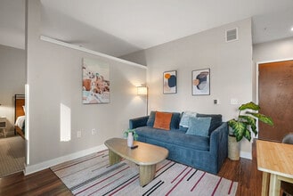 Building Photo - 1410 Nicollet Ave