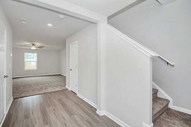 Building Photo - 1725 Nia Rd