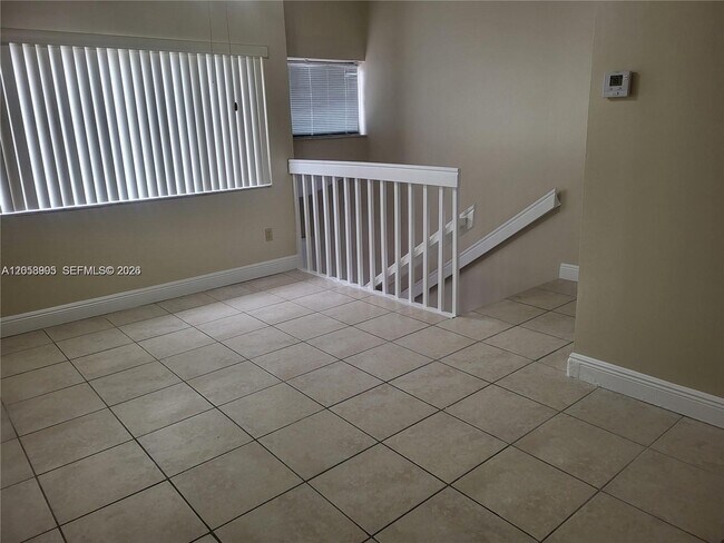 Building Photo - 9843 SW 138th Ave