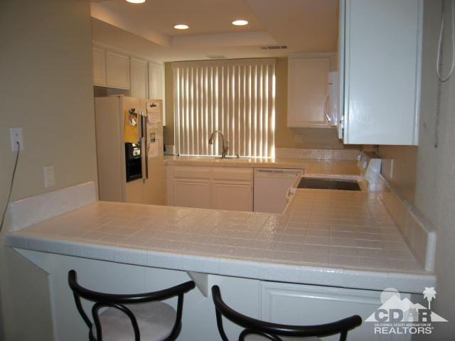 Building Photo - 234 Serena Dr