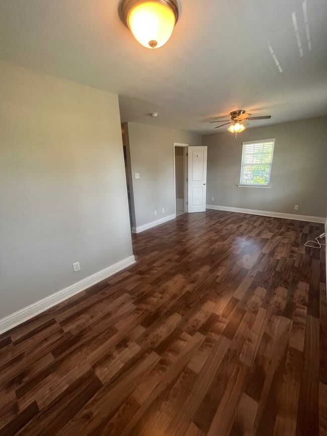 Foto del edificio - 1BD/1BA in Gated Complex