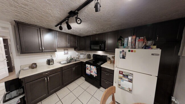 Foto del edificio - 441 600 E
