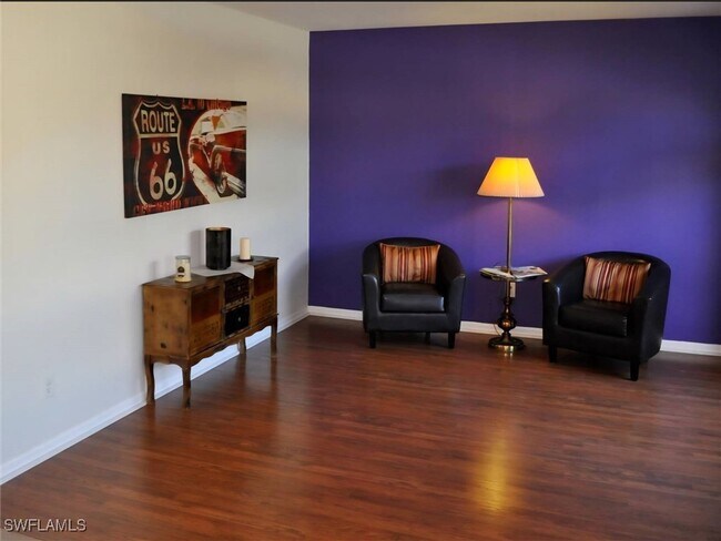 Foto del edificio - 826 SW 32nd Terrace