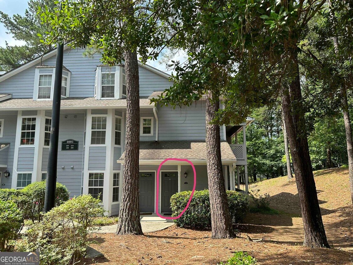 Foto principal - 4001 Riverlook Pkwy SE