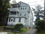 Foto principal - 230 Enfield St