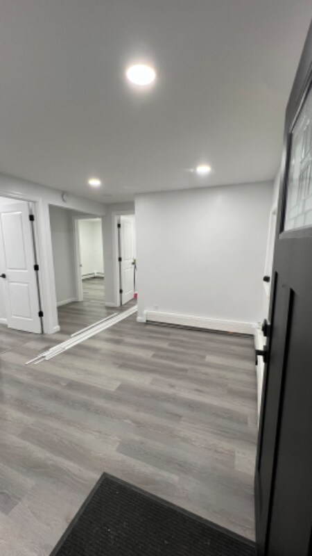 Building Photo - 151 Suydam St