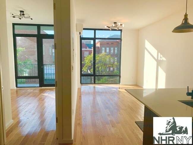 Building Photo - 610 Myrtle Avenue