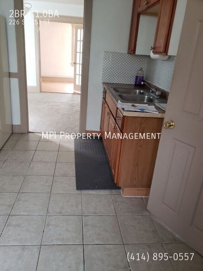 Foto del edificio - 226 S 61st St