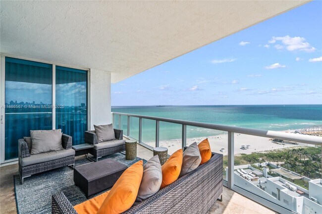 Foto del edificio - 3801 Collins Ave