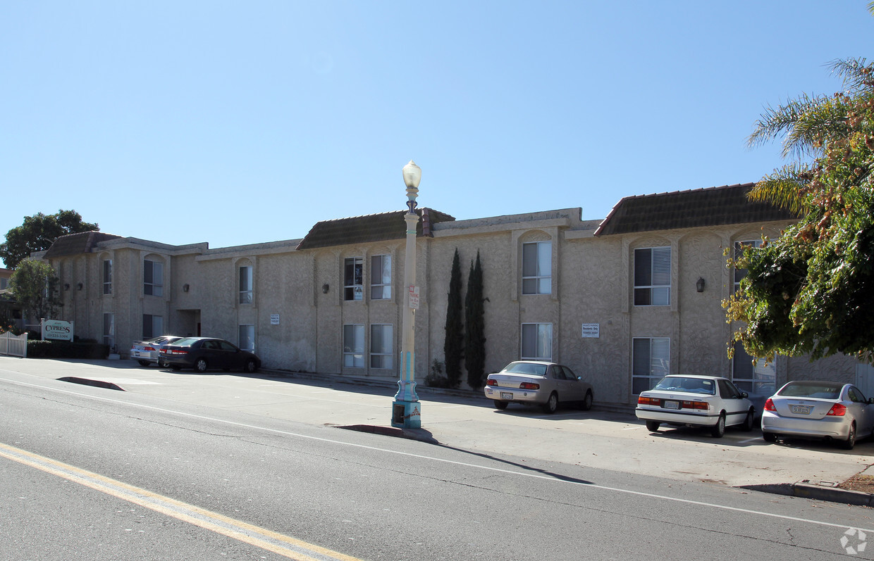 Building Photo - Cypress Apartments