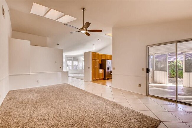 Building Photo - 42288 Iron Gate Ln