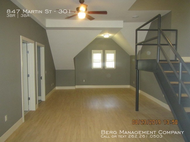 Building Photo - 847 Martin St