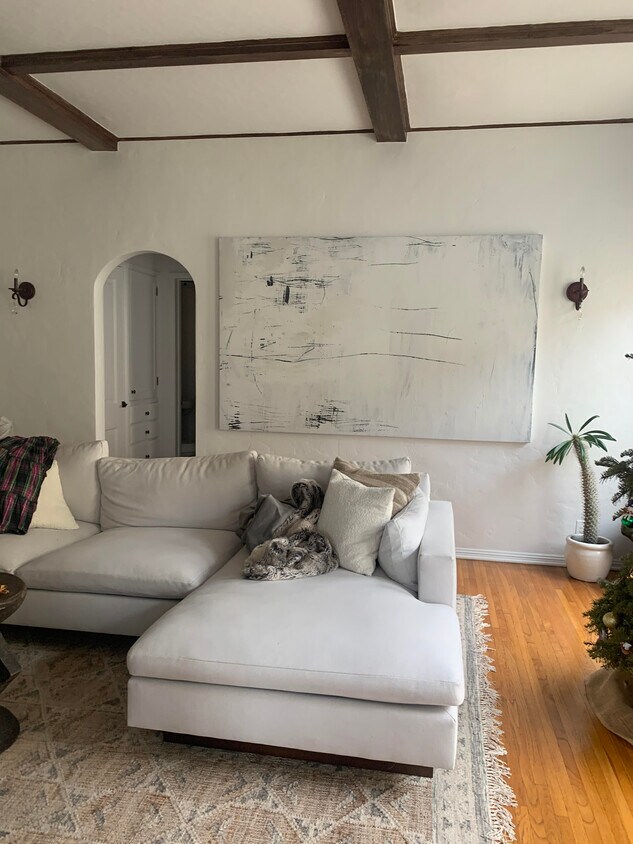Foto principal - 6125 Orange St
